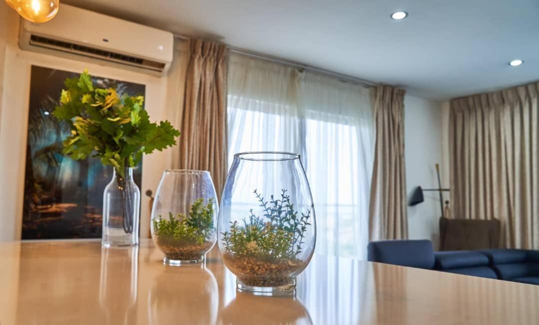 The Gallery Luxury Suites Cpg East Legon Esterno foto