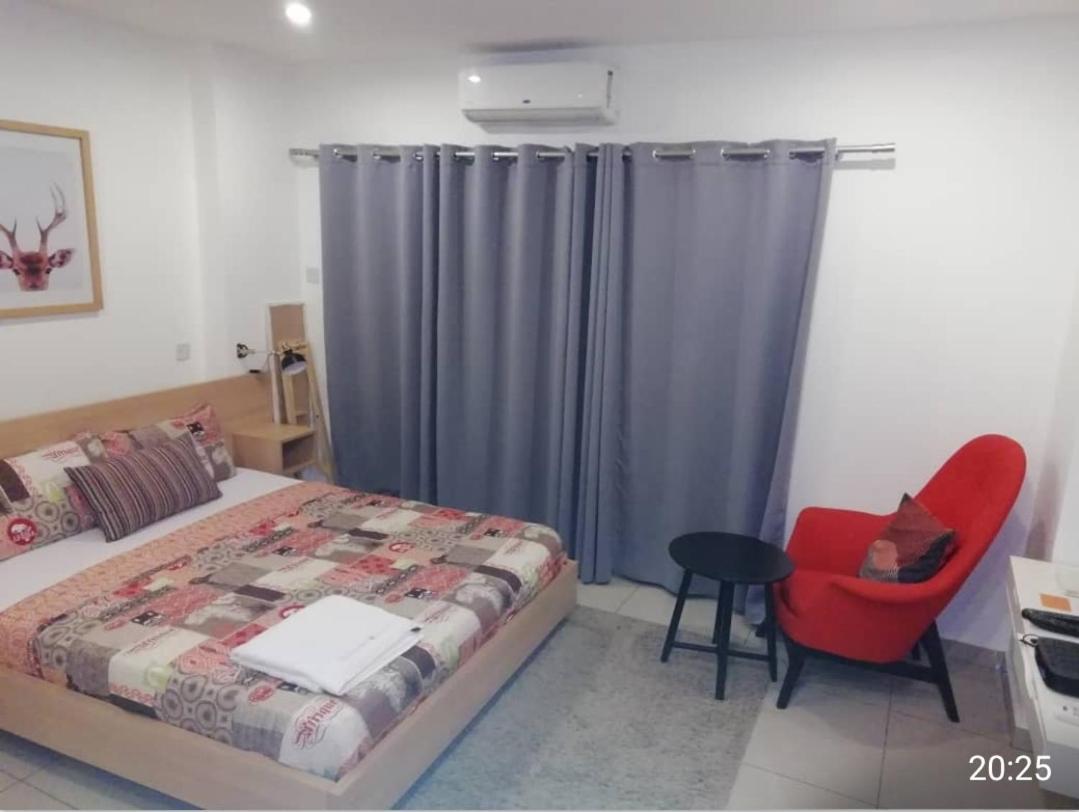 The Gallery Luxury Suites Cpg East Legon Esterno foto