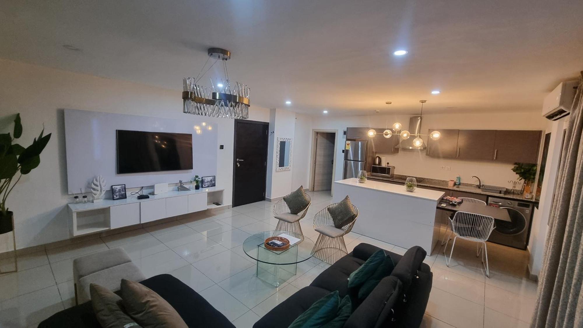 The Gallery Luxury Suites Cpg East Legon Esterno foto
