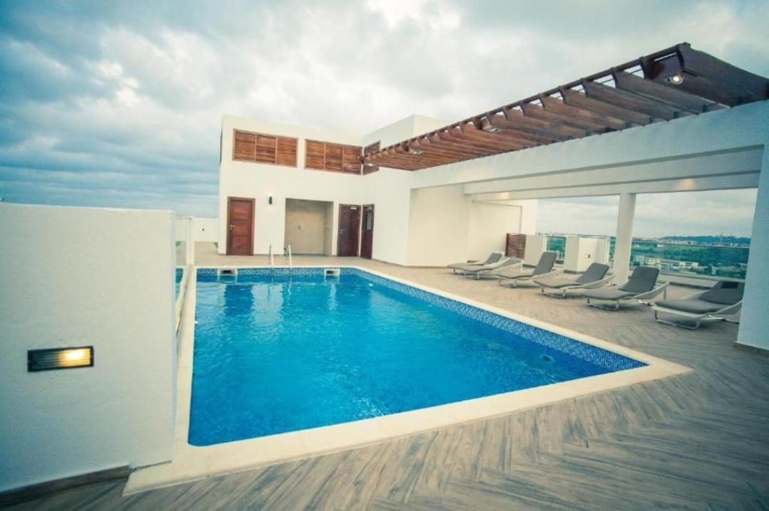 The Gallery Luxury Suites Cpg East Legon Esterno foto