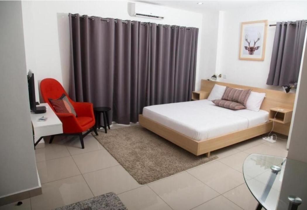 The Gallery Luxury Suites Cpg East Legon Esterno foto